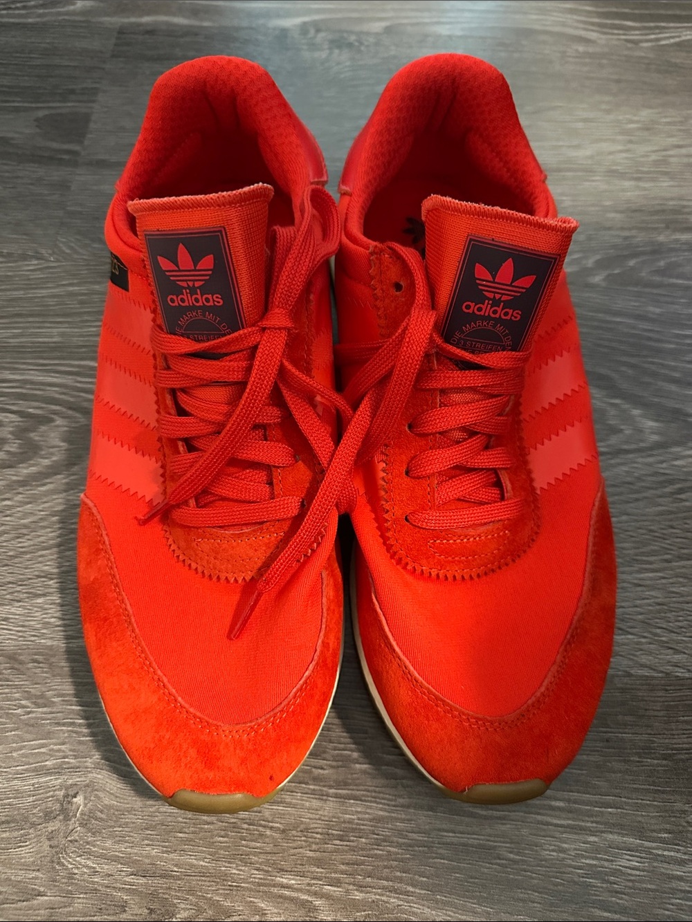 adidas Red Men’s Low-Top Casual Sneakers